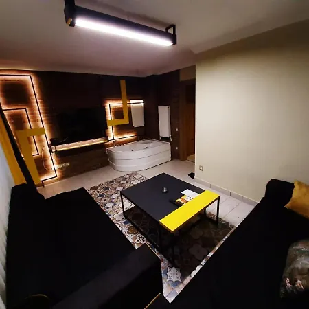 Butik 24 * أنقرة