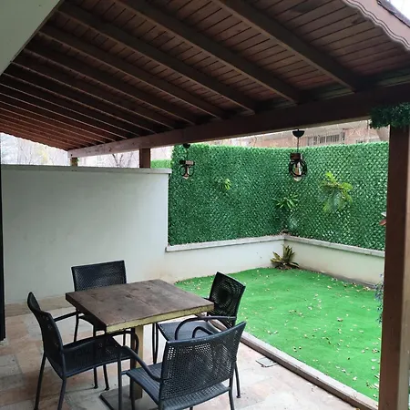 Butik 24 アパート *